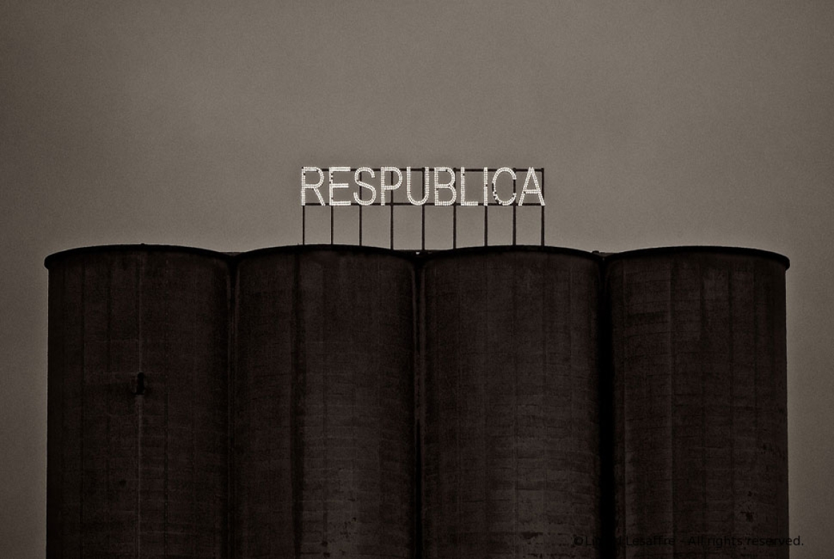 http://herpeton.fr/files/gimgs/th-7_1_respublica-copie.jpg