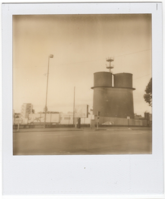 http://herpeton.fr/files/gimgs/th-8_3_polaroid-nantes-08-2010_v2.jpg